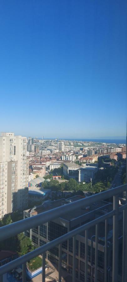 Beylikduzu Huzurlu Aile Yasam Sitesi Ful Donanimli Ev * Istambul